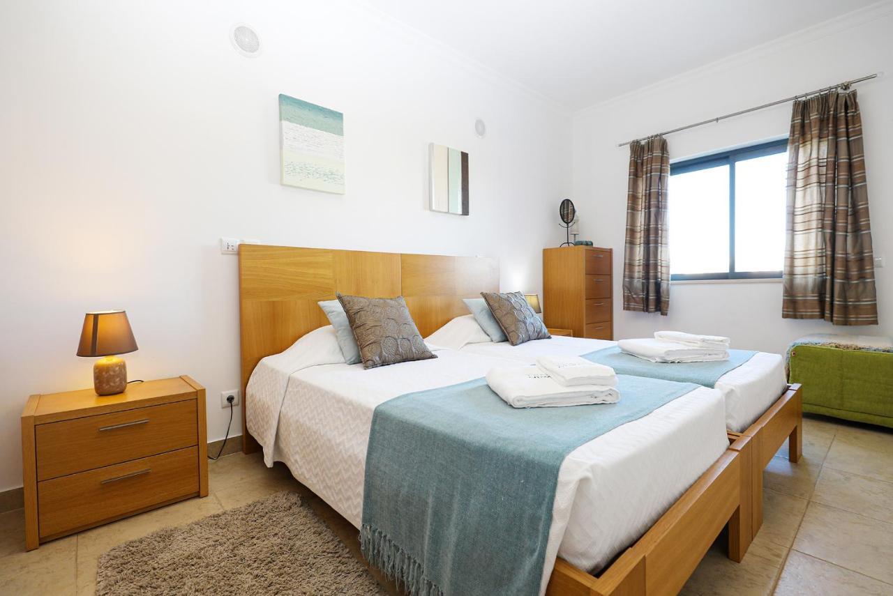 A68 - Palmeiras Paz Apartment Lagos Eksteriør billede